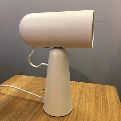 ZUIVER BV  DESK LAMP VESPER WHITE